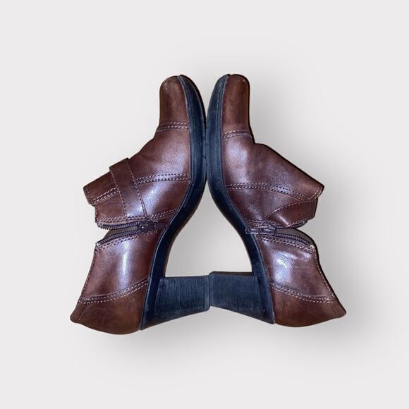 Clarks Brown Leather Shoes Size 7 M - Picture 5 of 5